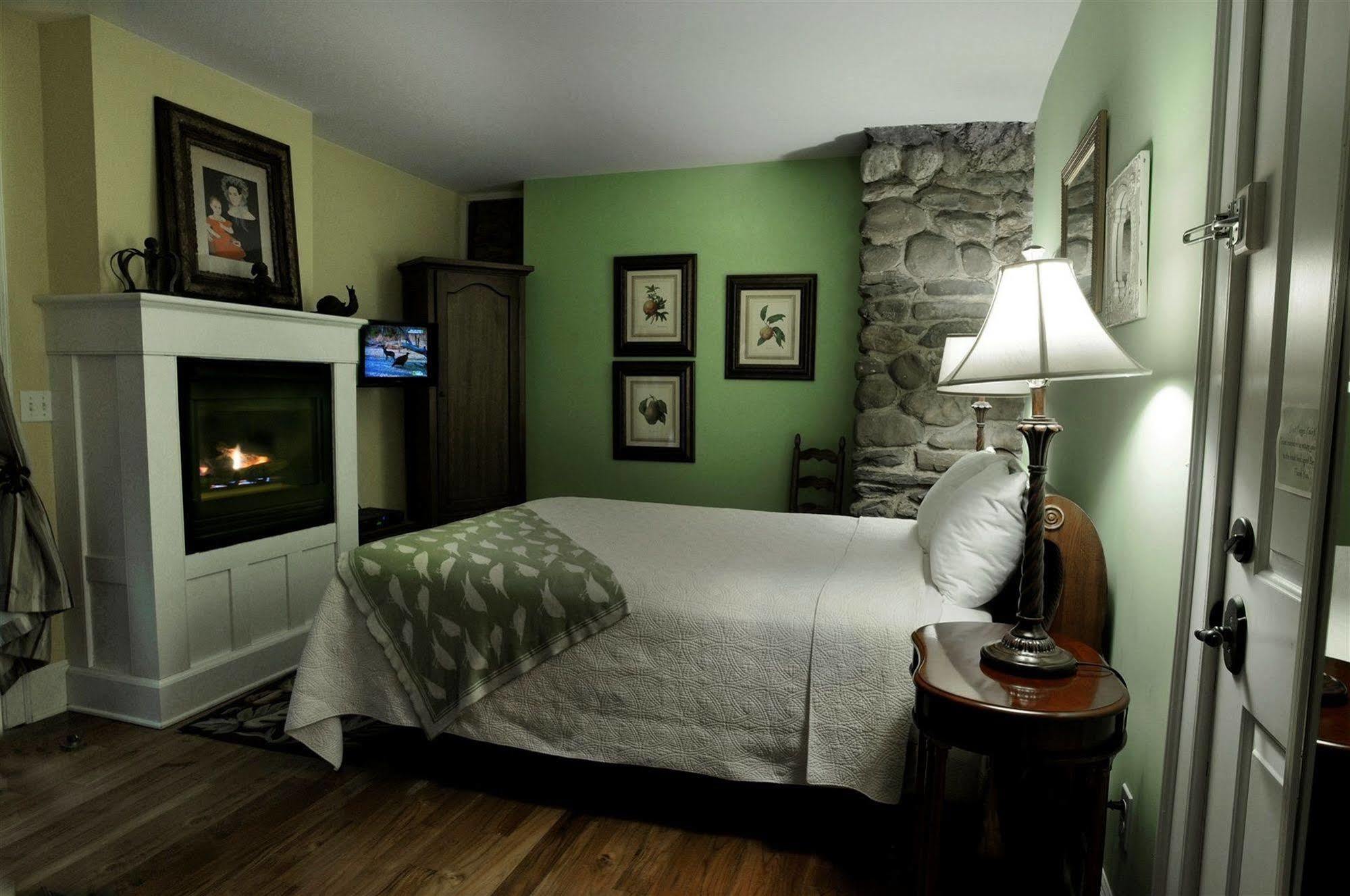 Buttermilk Falls Inn & Spa Milton 외부 사진
